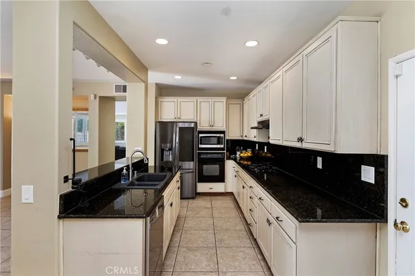 $3,800 | 42467 Thoroughbred Lane, Murrieta, CA 92562