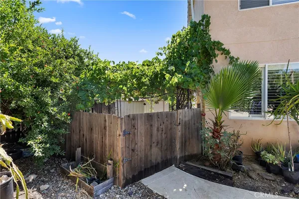$3,800 | 42467 Thoroughbred Lane, Murrieta, CA 92562
