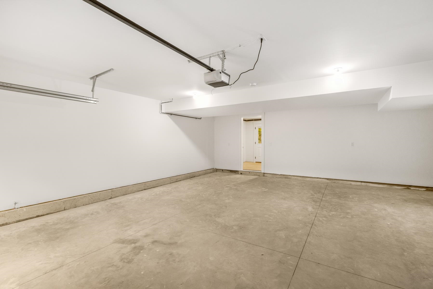102 Jenness Road, Unit B Epping, NH 03042 - Photo 34 of 40 Gallery Image 34