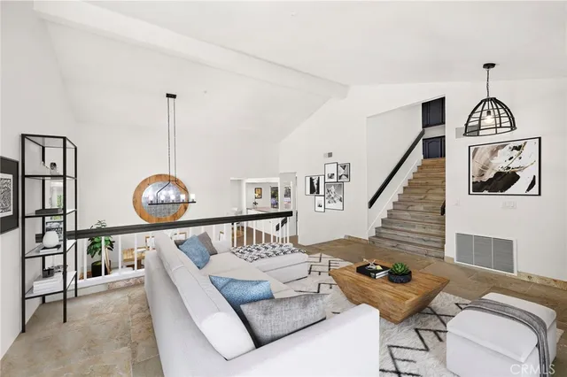 $2,090,000 | 522 Calle Cuadra, San Clemente, CA 92673