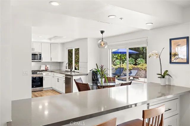 $2,090,000 | 522 Calle Cuadra, San Clemente, CA 92673