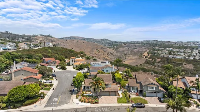 $2,090,000 | 522 Calle Cuadra, San Clemente, CA 92673