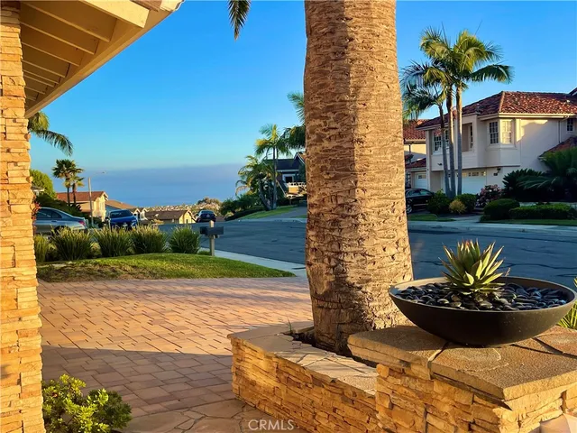 $2,090,000 | 522 Calle Cuadra, San Clemente, CA 92673