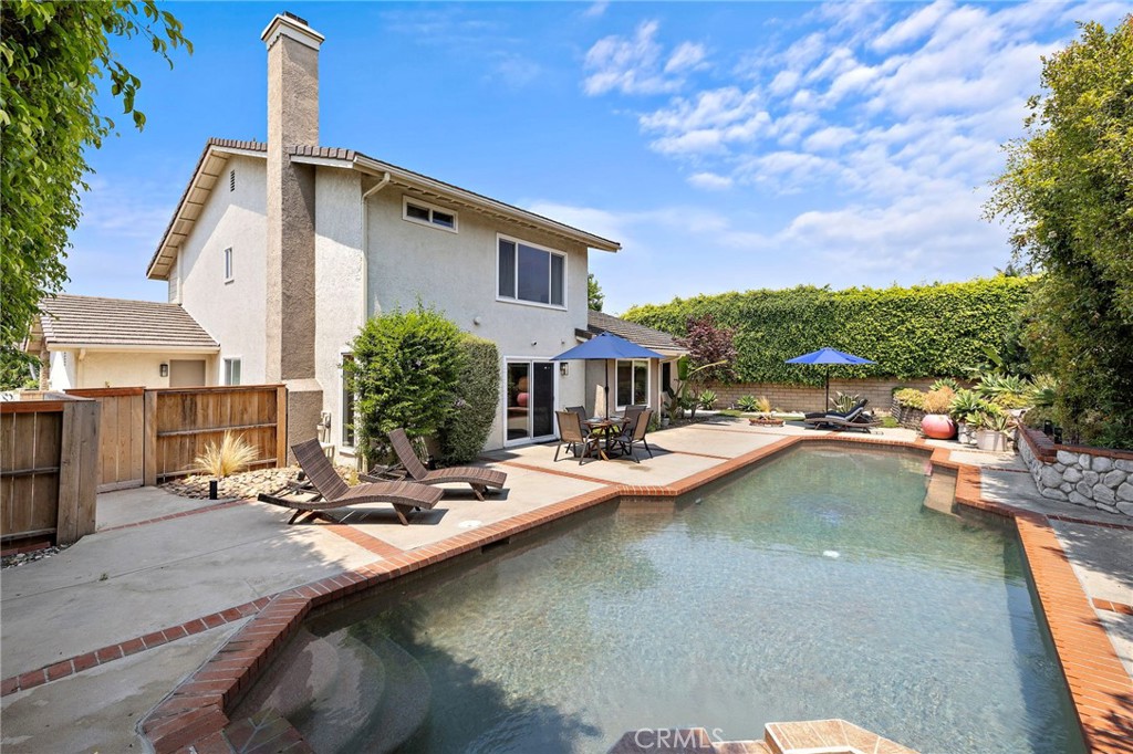 522 Calle Cuadra San Clemente, CA 92673 - Photo 6 of 37 a view of a patio with swimming pool table and chairs