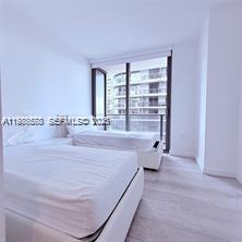 55 Southwest 9th Street, Unit 3903 Miami, FL 33130 - Photo 13 of 35