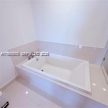 55 Southwest 9th Street, Unit 3903 Miami, FL 33130 - Photo 23 of 35