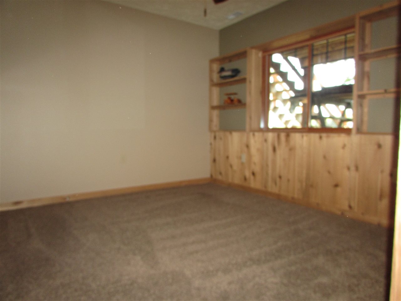 12 Ems R2B Lane Pierceton, IN 46562 - Photo 30 of 36 Gallery Image 30