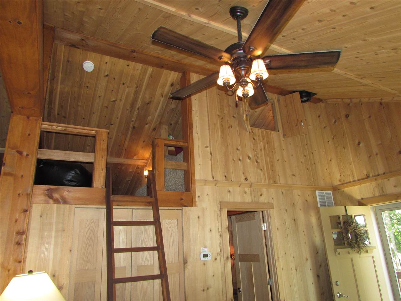 12 Ems R2B Lane Pierceton, IN 46562 - Photo 6 of 36 Gallery Image 6