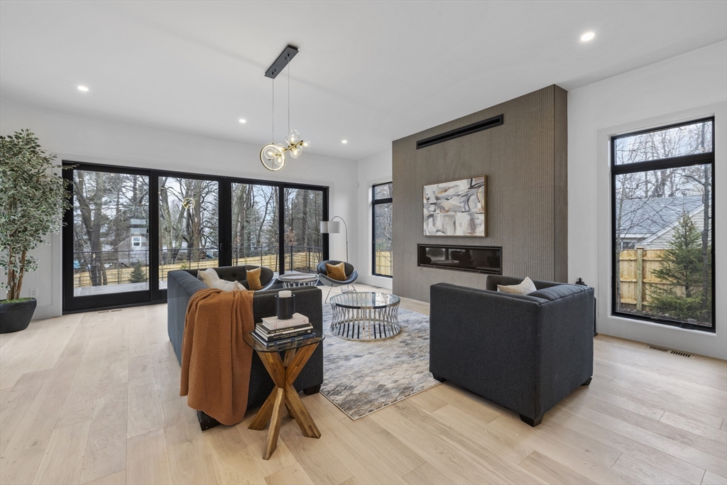 4 Revere Street Lexington, MA 02421 - Photo 11 of 39