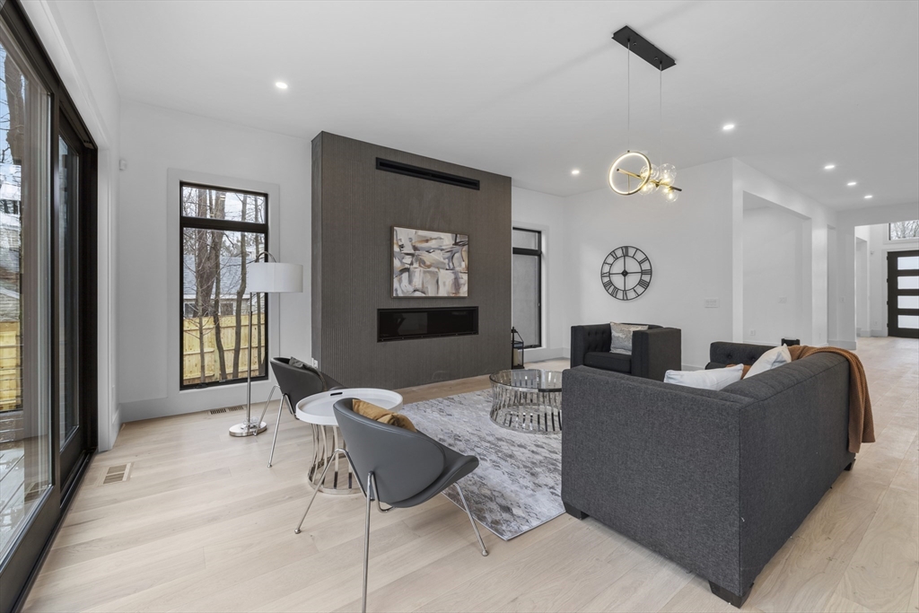 4 Revere Street Lexington, MA 02421 - Photo 12 of 39