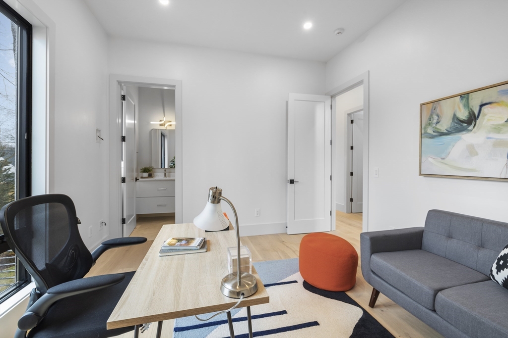 4 Revere Street Lexington, MA 02421 - Photo 18 of 39