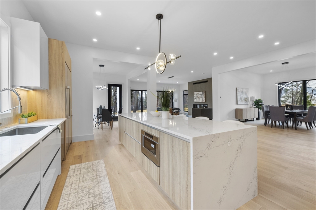 4 Revere Street Lexington, MA 02421 - Photo 6 of 39