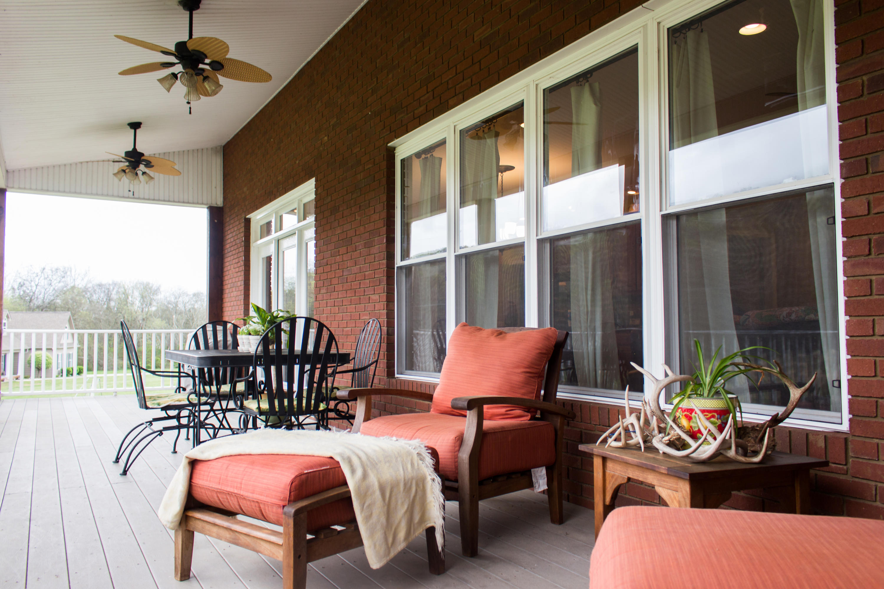 230 Ranch Road Loudon, TN 37774 - Photo 38 of 39 Relax with a good book