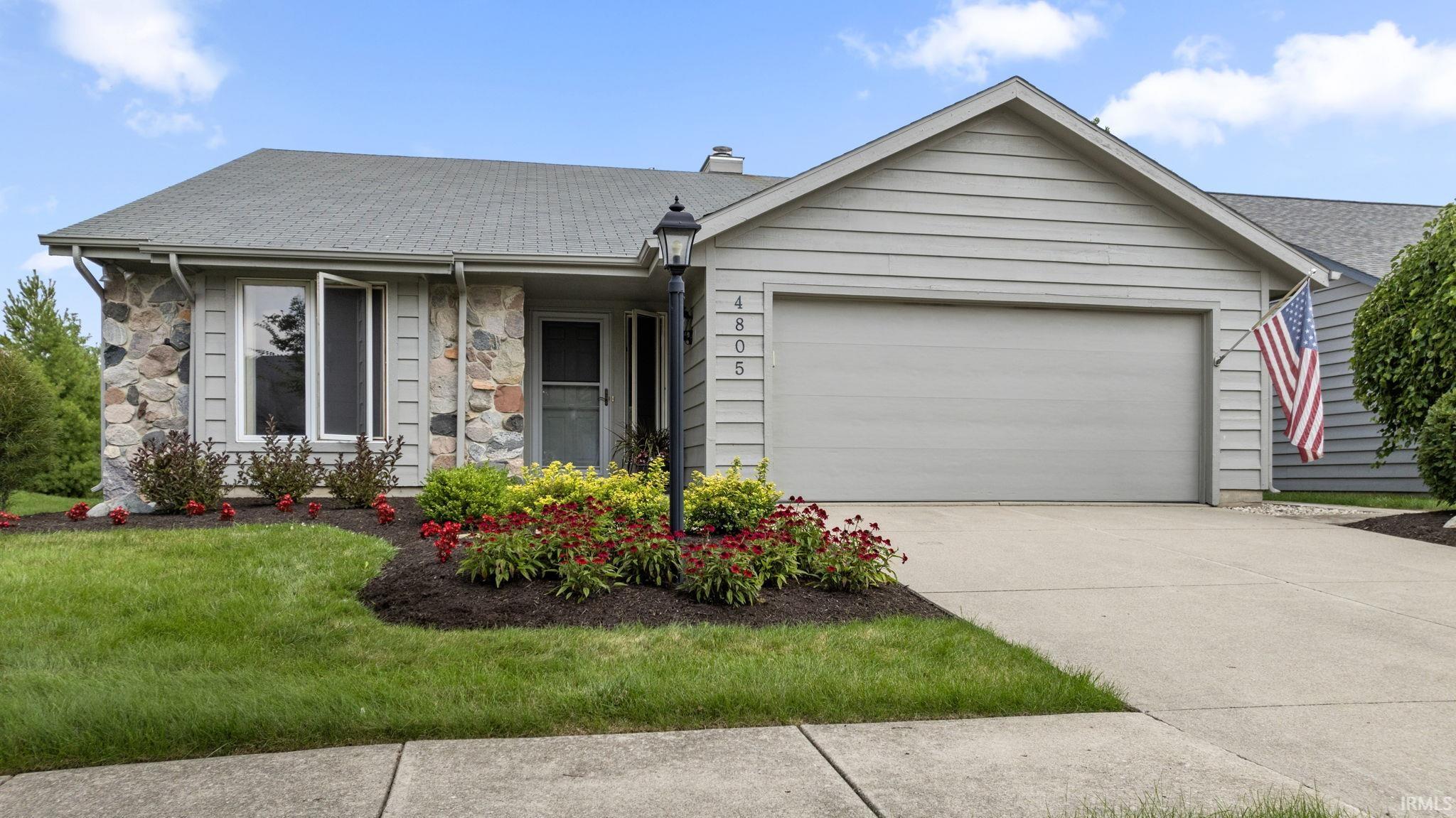 4805 Crystal Ridge Cove Fort Wayne, IN 46835 - Photo 3 of 31