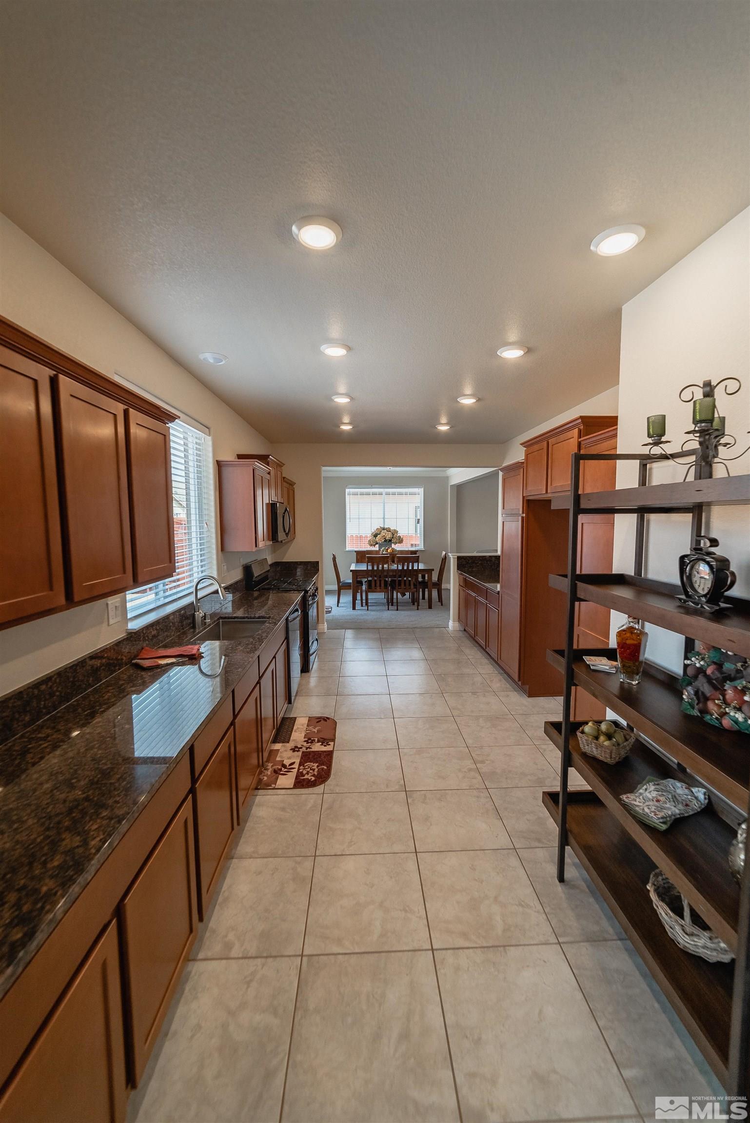 18605 Juneberry Court Reno, NV 89508 - Photo 8 of 15 Photo 8