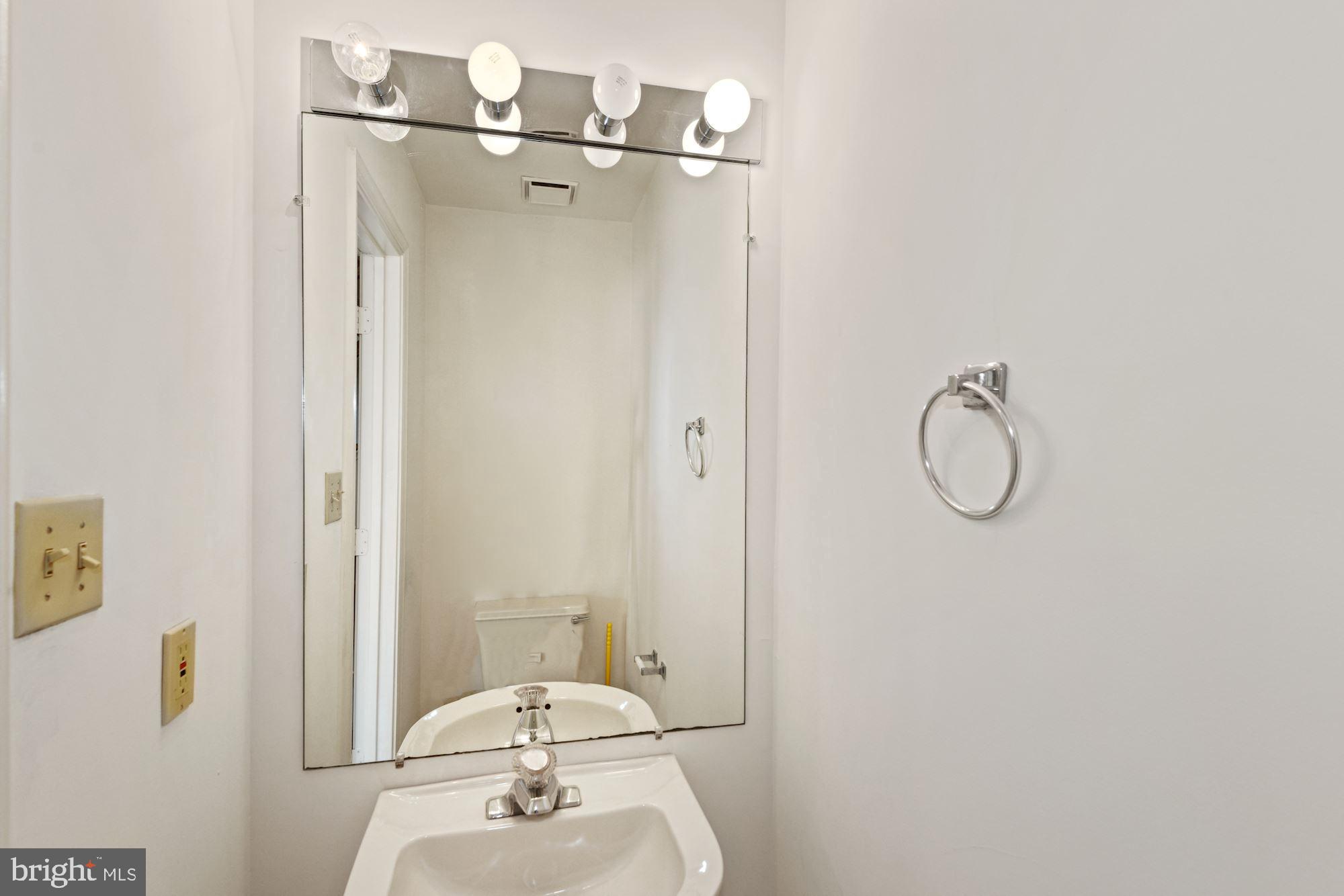8608 Indian Springs Road Laurel, MD 20724 - Photo 5 of 34 Gallery Image 5