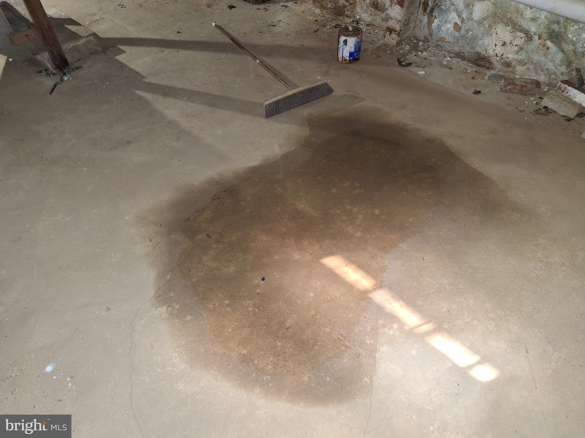 3803 Cedardale Road Baltimore, MD 21215 - Photo 45 of 56