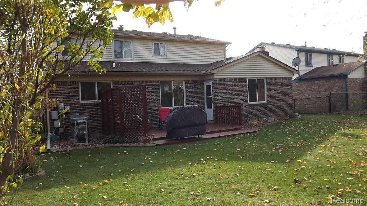 42316 Proctor Road Canton, MI 48188 - Photo 27 of 37 Yard 6.JPG