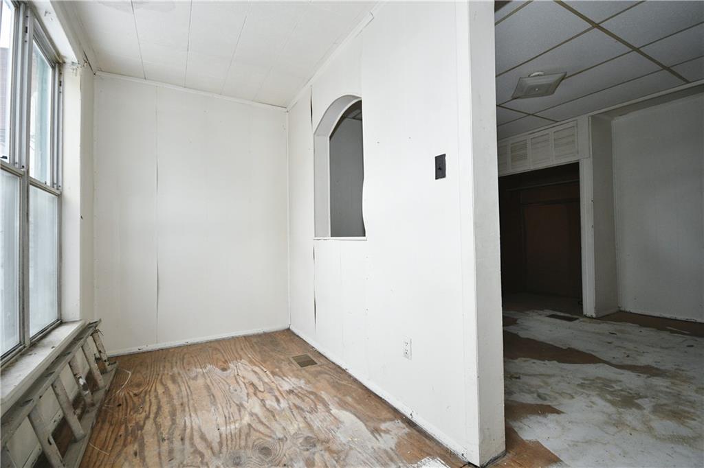 3320 Ridgway Street Pittsburgh, PA 15213 - Photo 15 of 23 Gallery Image 15