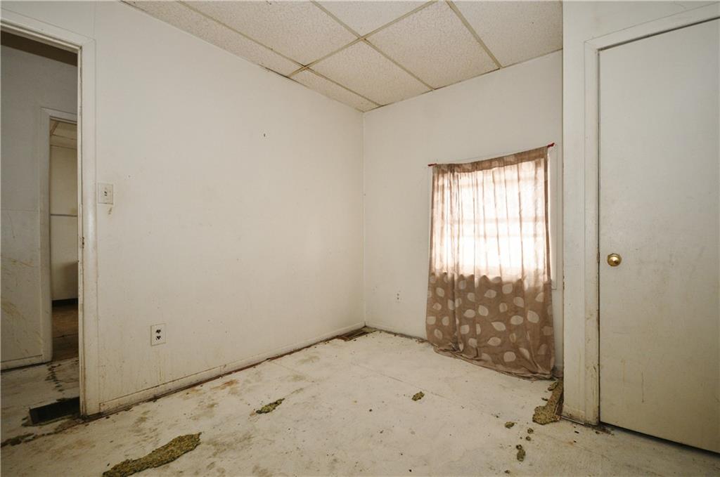 3320 Ridgway Street Pittsburgh, PA 15213 - Photo 17 of 23 Gallery Image 17
