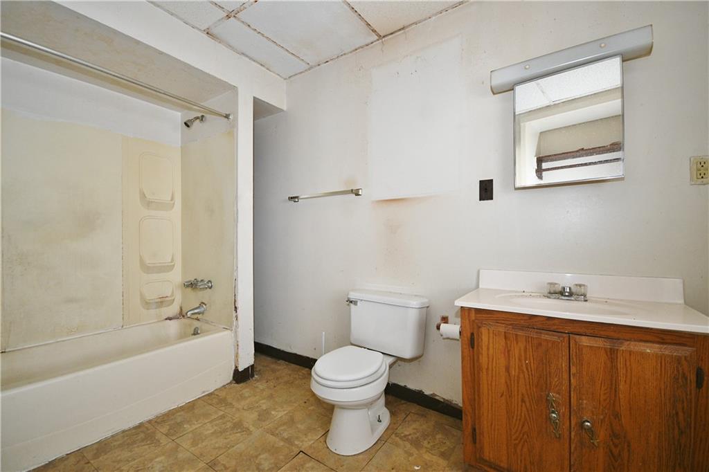 3320 Ridgway Street Pittsburgh, PA 15213 - Photo 20 of 23 Gallery Image 20