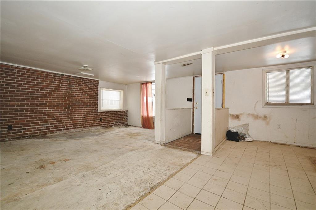 3320 Ridgway Street Pittsburgh, PA 15213 - Photo 4 of 23 Gallery Image 4