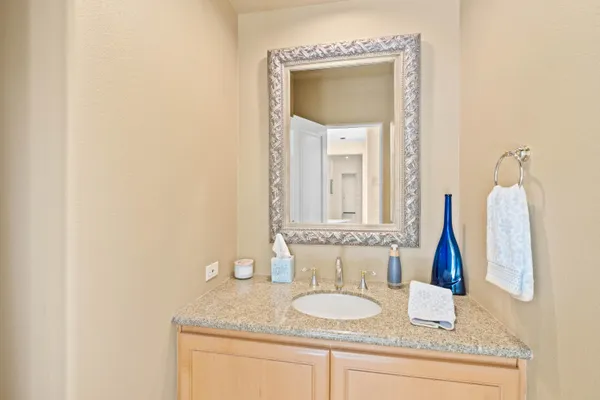 $4,000 | 872 Mission Creek Drive, Palm Desert, CA 92211