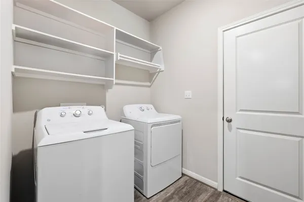 $2,100 | 805 Russet Rock Drive, Austin, TX 78748
