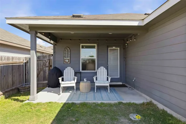 $2,100 | 805 Russet Rock Drive, Austin, TX 78748