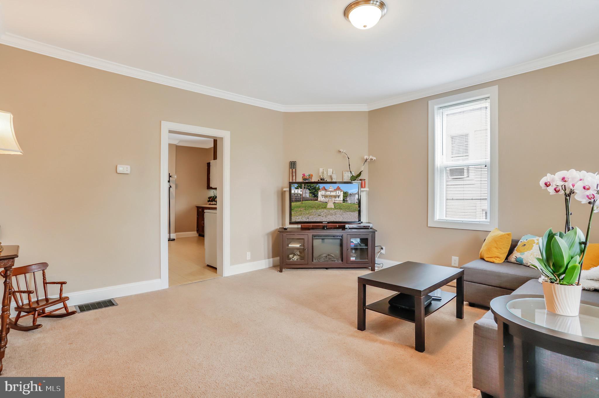 3228 Gapland Road Rohrersville, MD 21779 - Photo 10 of 56 Main Level Living Room with Crown Molding