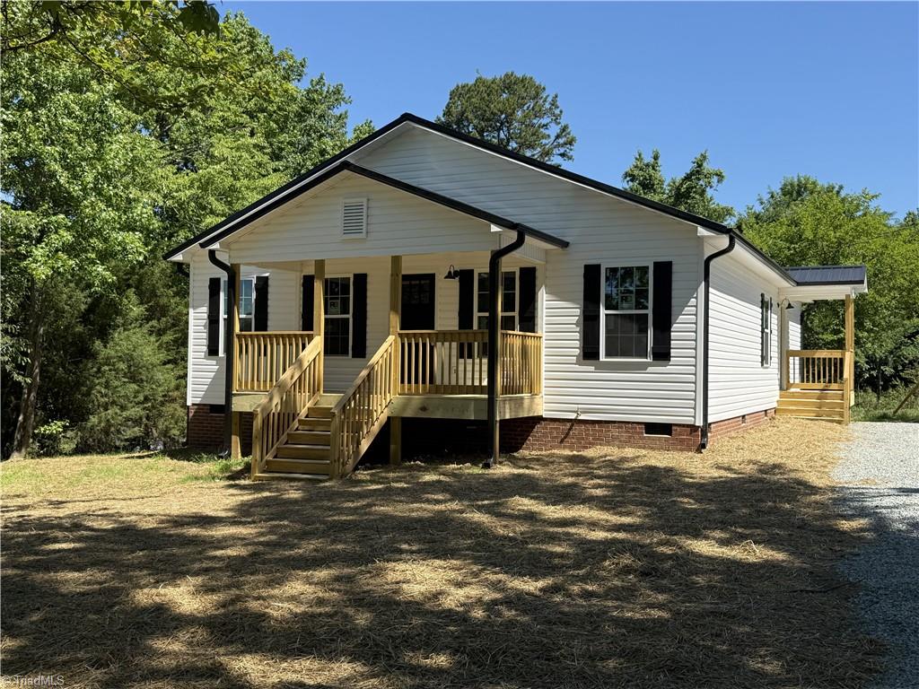 219 Tower Road Thomasville, NC 27360 - Photo 2 of 33
