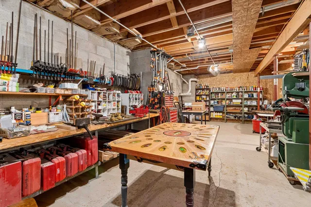 $1,100,000 | W8310 Meyer Lane, Crivitz, WI 54114