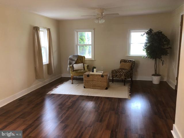 5108 Harney Road Taneytown, MD 21787 - Photo 12 of 68 Living Room- Main level