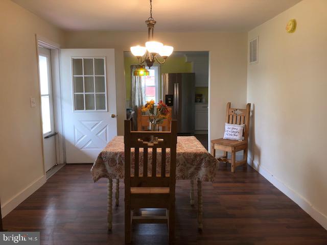 5108 Harney Road Taneytown, MD 21787 - Photo 14 of 68 Dining room