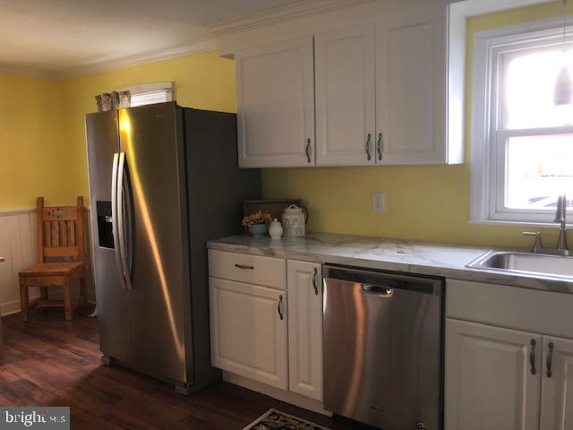 5108 Harney Road Taneytown, MD 21787 - Photo 4 of 68 Kitchen