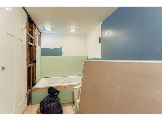 $450,000 | 845 Southwest Blaine Street, McMinnville, OR 97128