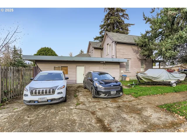 $450,000 | 845 Southwest Blaine Street, McMinnville, OR 97128