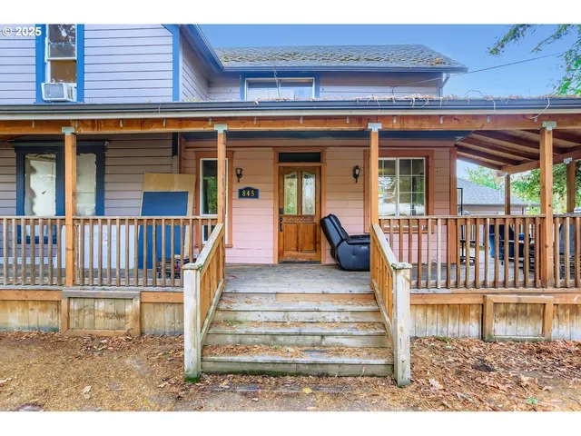 $450,000 | 845 Southwest Blaine Street, McMinnville, OR 97128