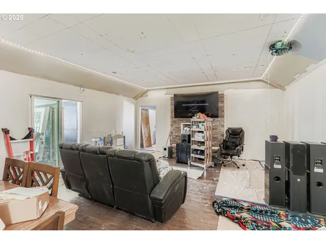 $450,000 | 845 Southwest Blaine Street, McMinnville, OR 97128