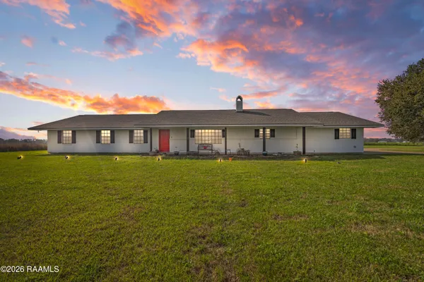 $299,000 | 1422 East Maple Avenue, Eunice, LA 70535