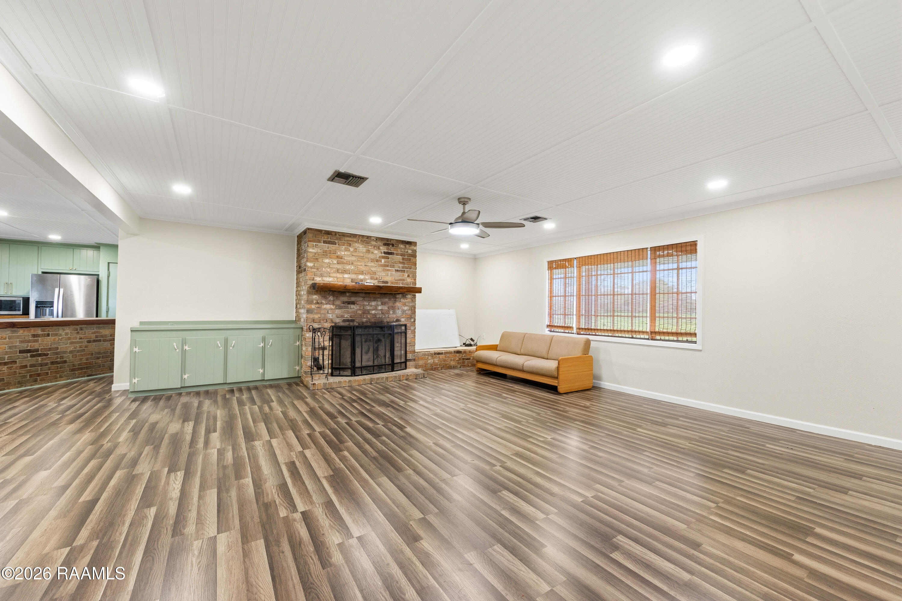 1422 East Maple Avenue Eunice, LA 70535 - Photo 4 of 26 1422EMaple-21