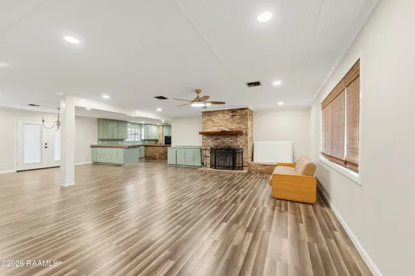 $299,000 | 1422 East Maple Avenue, Eunice, LA 70535