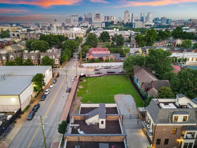 $1,100,000 | 1313 5th Avenue North, Nashville, TN 37208