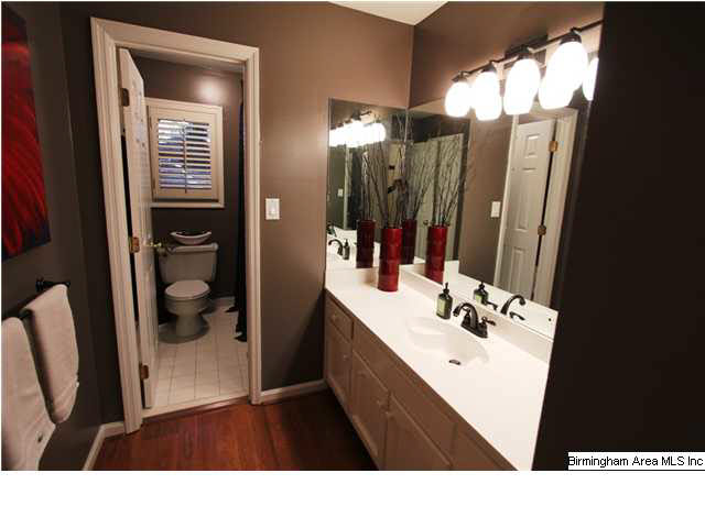 2021 Crossvine Road Birmingham, AL 35244 - Photo 10 of 24