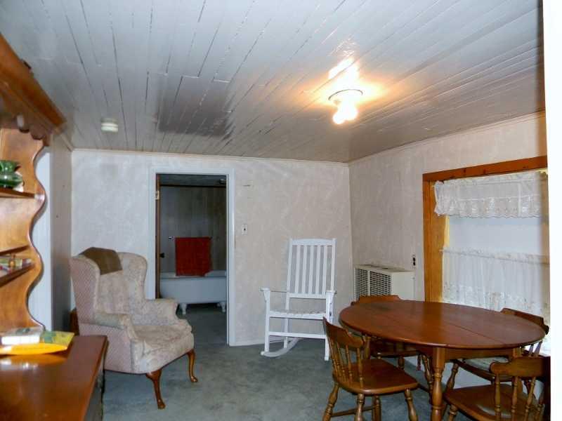 191 Mount Carmel Road Aleppo, PA 15310 - Photo 9 of 14 Dining Room.