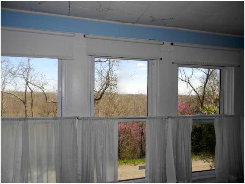 191 Mount Carmel Road Aleppo, PA 15310 - Photo 10 of 14 Sunroom.