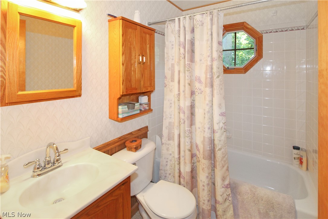 4336 East Ledge Road Port Clinton, OH 43452 - Photo 13 of 37