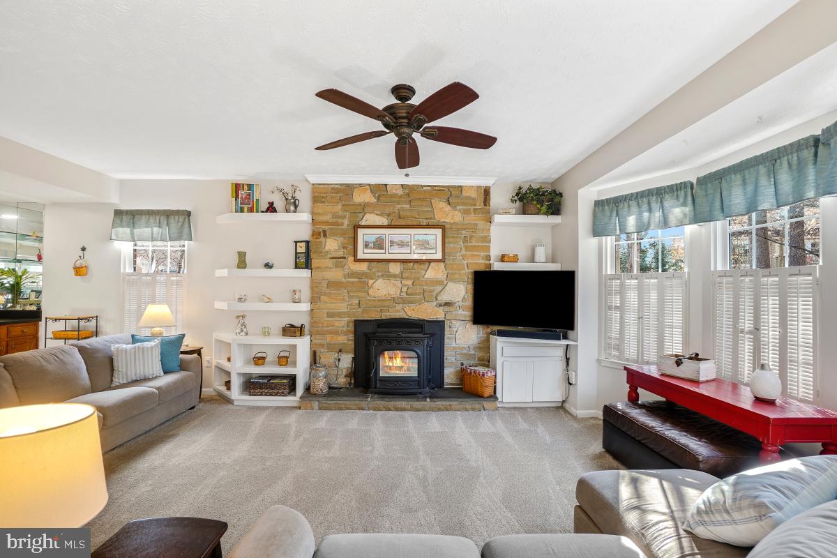 2115 Crossgate Drive Crofton, MD 21114 - Photo 13 of 46