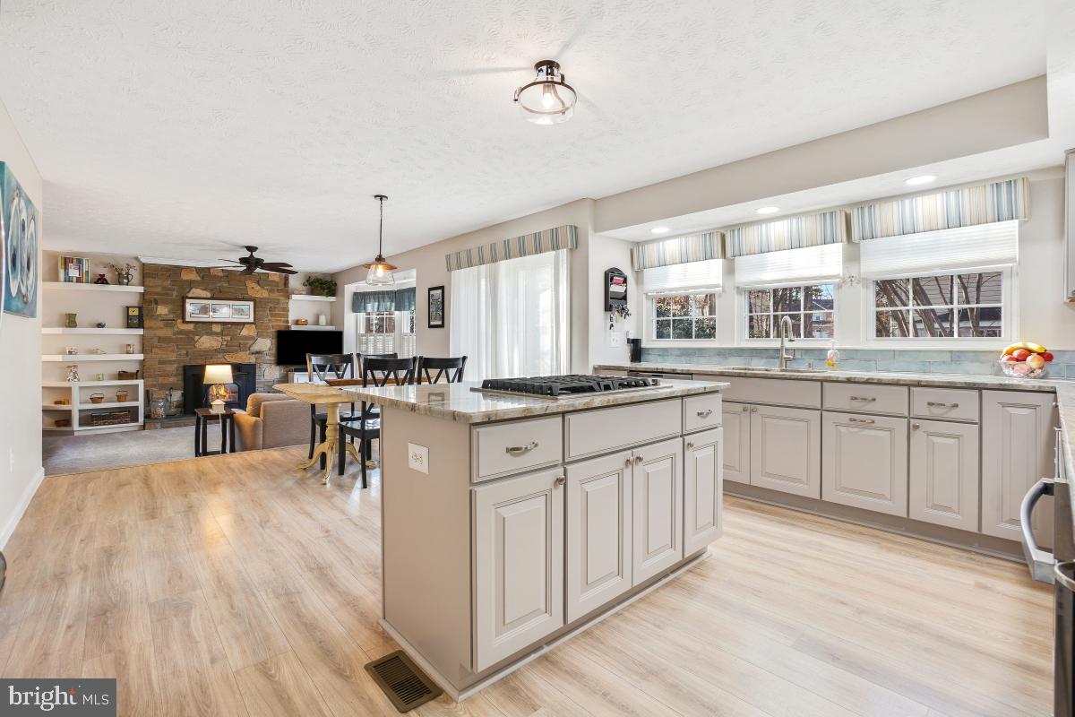 2115 Crossgate Drive Crofton, MD 21114 - Photo 5 of 46