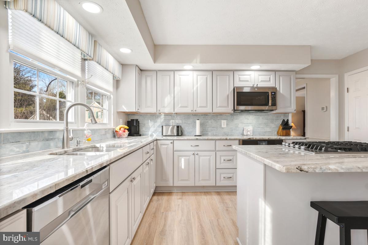 2115 Crossgate Drive Crofton, MD 21114 - Photo 9 of 46